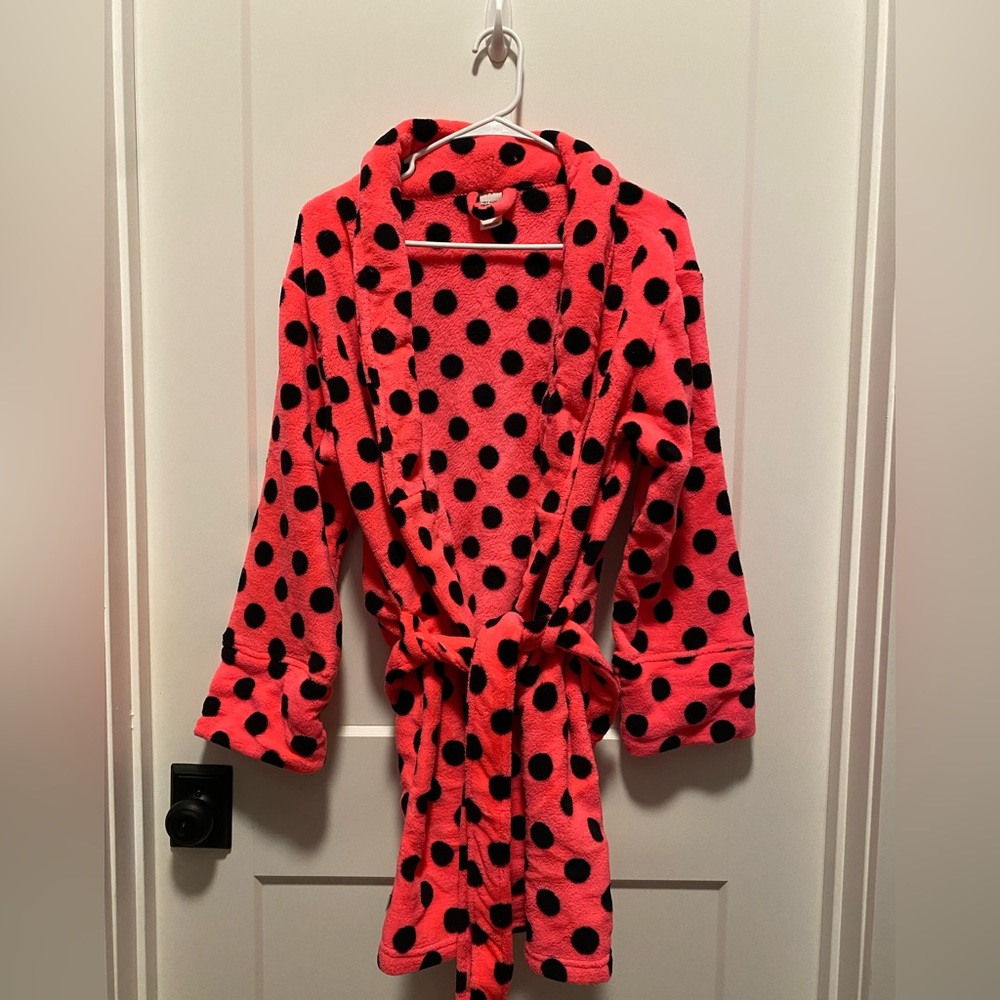 NWOT, Victorias Secret PINK, fluffy robe